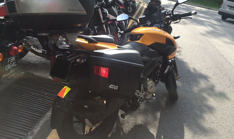 Givi E22N Panniers on my 200NS