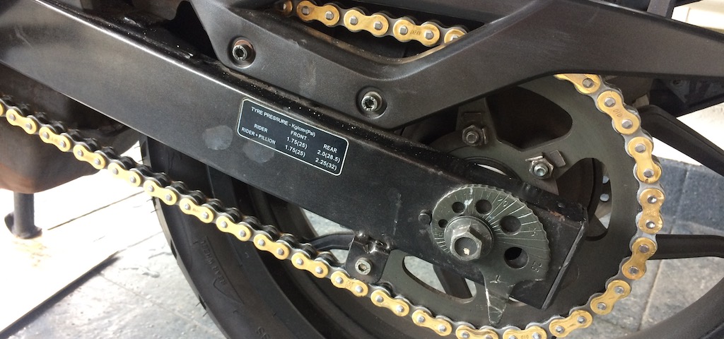 DID 520VX2 X-ring Chain on the Pulsar 200NS